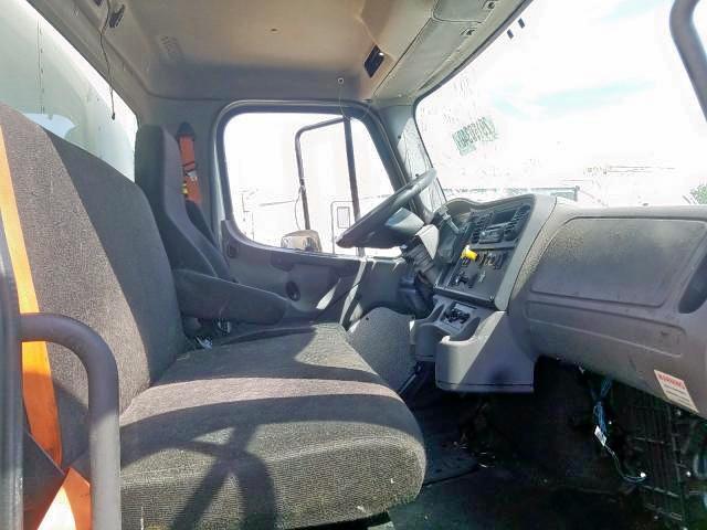 3ALACWDTXGDHL8402 - 2016 FREIGHTLINER M2 106 MEDIUM DUTY  photo 5