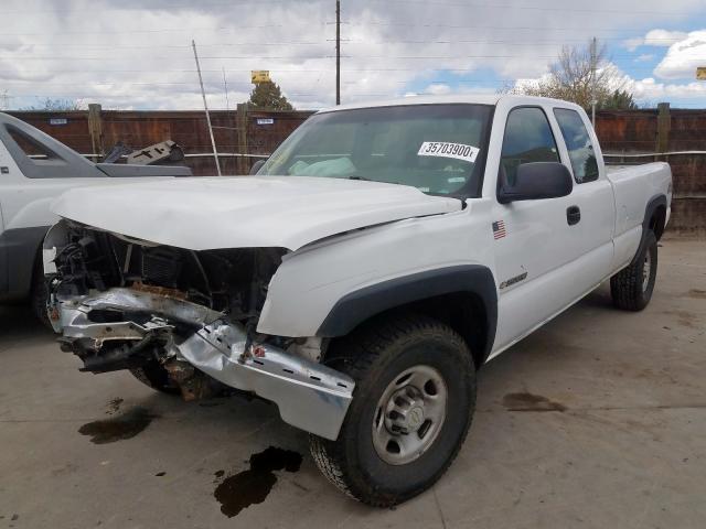 1GCHC29U76E261102 - 2006 CHEVROLET SILVERADO C2500 HEAVY DUTY  photo 2