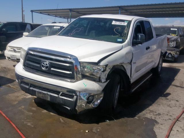 5TFRM5F15BX021963 - 2011 TOYOTA TUNDRA DOUBLE CAB SR5  photo 2