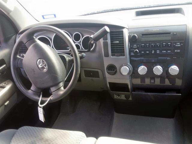 5TFRM5F15BX021963 - 2011 TOYOTA TUNDRA DOUBLE CAB SR5  photo 9