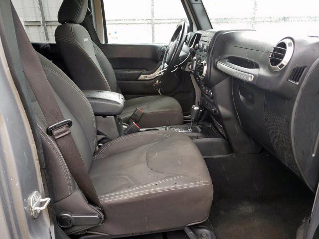 1C4HJWEG8JL938420 - 2018 JEEP WRANGLER UNLIMITED SAHARA  ფოტო 5