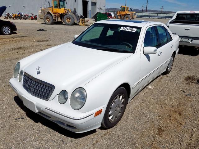 WDBJF65J8YB034306 - 2000 MERCEDES-BENZ E 320  photo 2