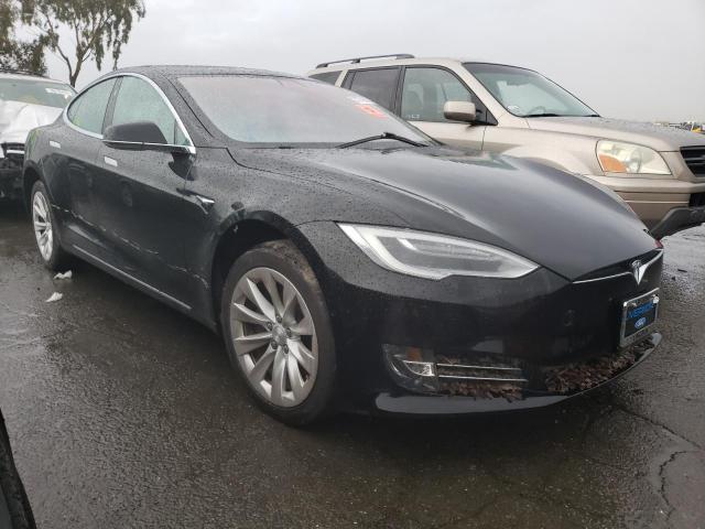 5YJSA1E28JF293557 - 2018 TESLA MODEL S Սև լուսանկար 4