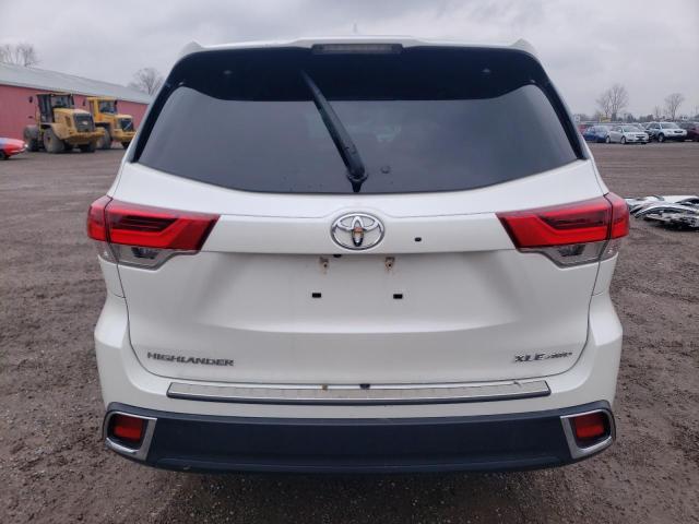 5TDJZRFH0KS570799 - 2019 TOYOTA HIGHLANDER SE WHITE photo 6