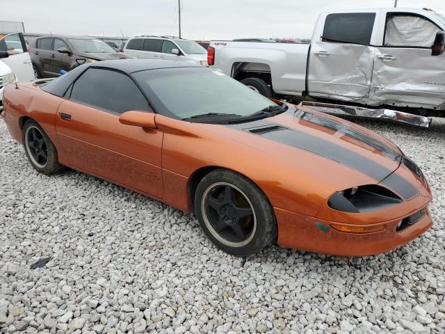 2G1FP22KXV2138739 - 1997 CHEVROLET CAMARO BASE ORANGE photo 4