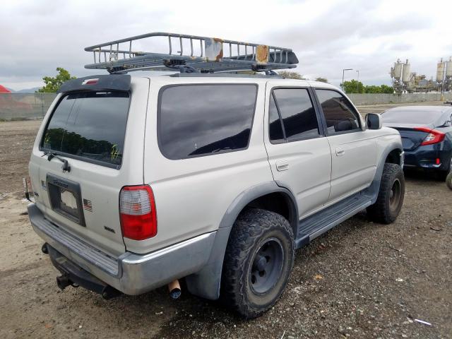 JT3GN86R2W0066504 - 1998 TOYOTA 4RUNNER SR5  photo 4