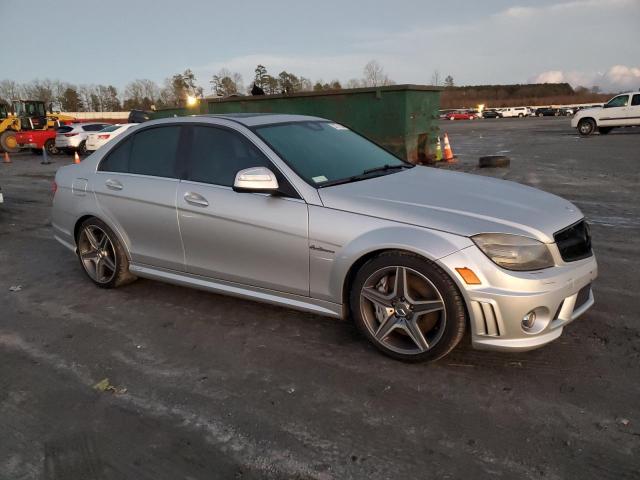 WDDGF77XX9F211991 - 2009 MERCEDES-BENZ C 63 AMG SILVER photo 4