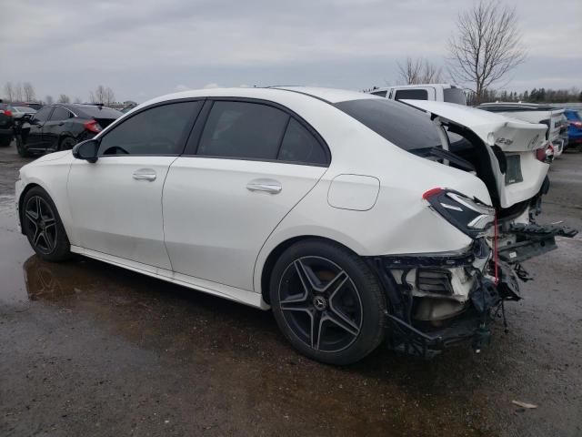 WDD3G4FB6KW006755 - 2019 MERCEDES-BENZ A 220 4MATIC WHITE photo 2