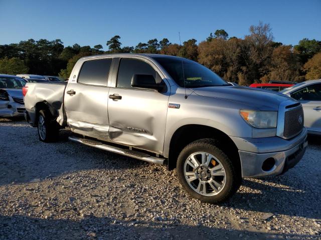 5TFEY5F11DX136467 - 2013 TOYOTA TUNDRA CREWMAX SR5 SILVER photo 4