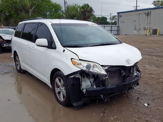 5TDKK3DCXES415873 - 2014 TOYOTA SIENNA LE  photo 1