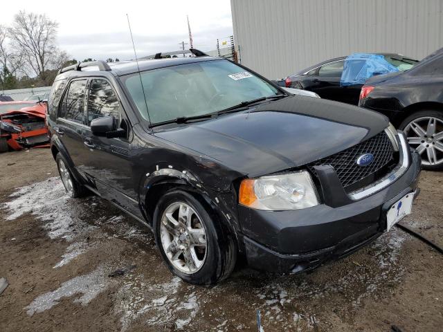 1FMDK03137GA24953 - 2007 FORD FREESTYLE LIMITED BLACK photo 4