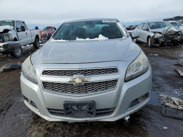 1G11H5SA0DF177126 - 2013 CHEVROLET MALIBU LTZ ვერცხლისფერი ფოტო 5