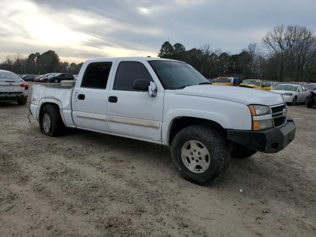 2GCEK13Z671145137 - 2007 CHEVROLET SILV1500 2 K1500 CLASSIC CREW CAB WHITE photo 4