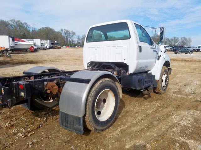 3FDNF65H3YMA07714 - 2000 FORD F650 SUPER DUTY  photo 4