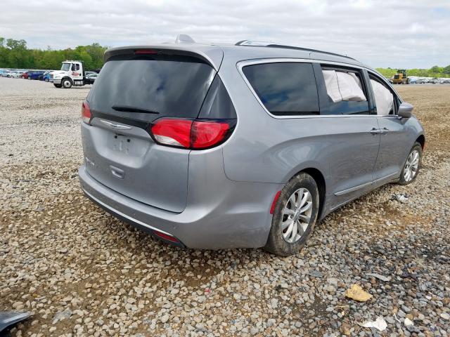 2C4RC1BG2KR539470 - 2019 CHRYSLER PACIFICA TOURING L  photo 4