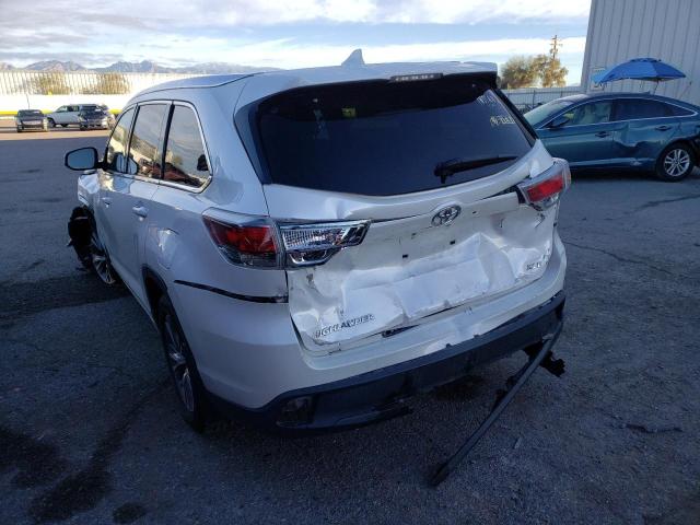 5TDKKRFH5FS076260 - 2015 TOYOTA HIGHLANDER XLE WHITE photo 2