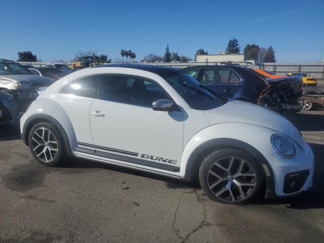 3VWS17AT5GM621794 - 2016 VOLKSWAGEN BEETLE DUNE WHITE photo 1