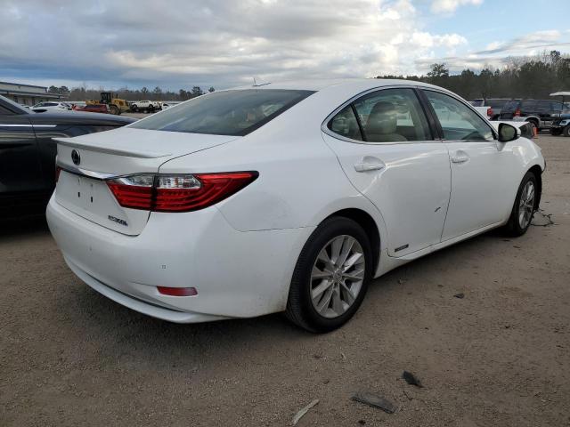 JTHBW1GG7D2016723 - 2013 LEXUS ES 300H WHITE photo 3