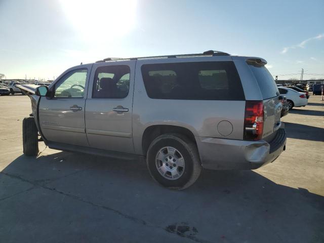 3GNFC16018G151118 - 2008 CHEVROLET SUBURBAN C1500  LS SILVER photo 2