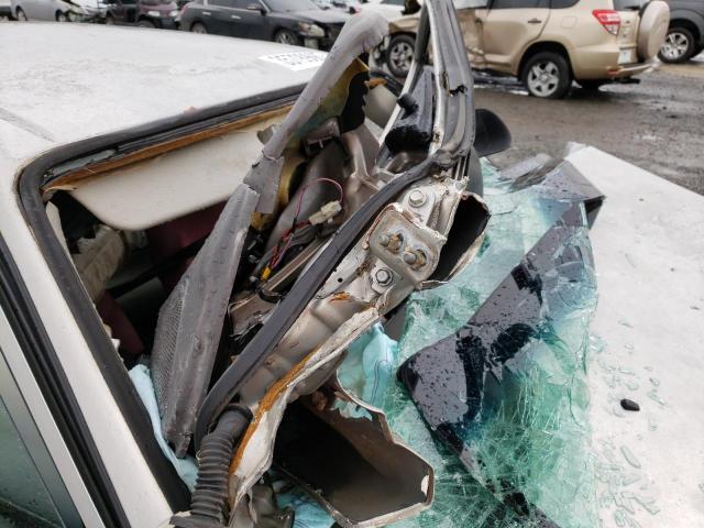 1Y1SK5287XZ444562 - 1999 CHEVROLET GEO PRIZM BASE SILVER photo 12