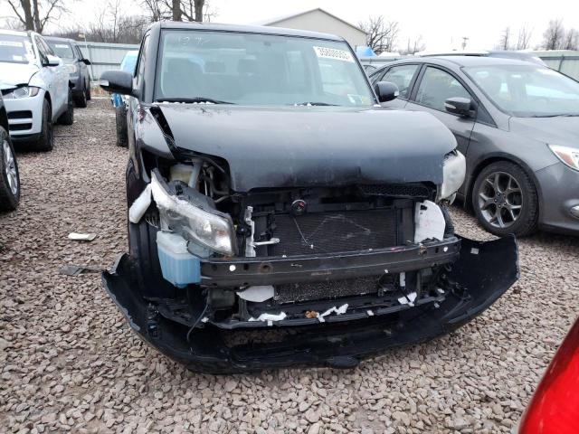 JTLZE4FE8FJ070159 - 2015 TOYOTA SCION XB Schwarz Foto 5