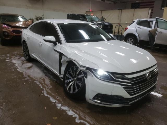 WVWBR7AN3KE009184 - 2019 VOLKSWAGEN ARTEON SE WHITE photo 4