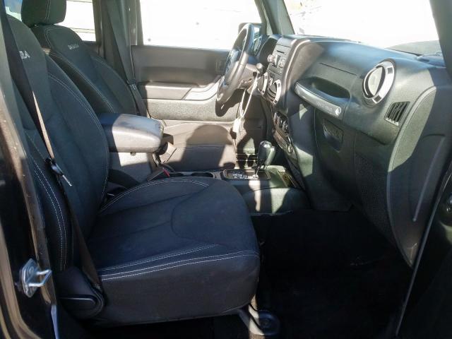 1C4HJWEG2JL930359 - 2018 JEEP WRANGLER UNLIMITED SAHARA  ფოტო 5