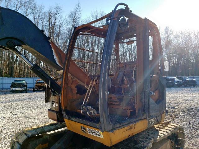 1FF075GXADJ015032 - 2013 JOHN BACKHOE YELLOW photo 9