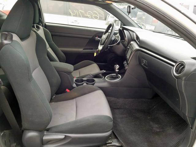 JTKJF5C78GJ015142 - 2016 TOYOTA SCION TC  photo 5