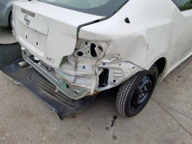 JTKJF5C78GJ015142 - 2016 TOYOTA SCION TC  photo 9