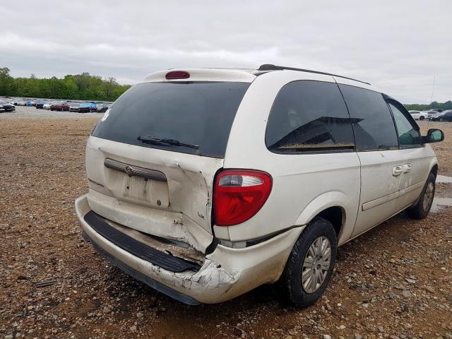 2C4GP44R05R375636 - 2005 CHRYSLER TOWN & COUNTRY LX  photo 4