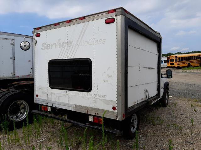 1GBHC24U07E179628 - 2007 CHEVROLET 2500 HD C2500 HEAVY DUTY WHITE photo 4