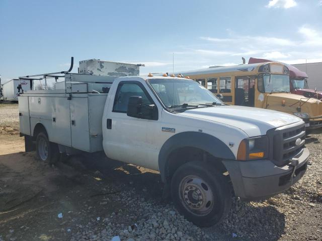 1FDXF47Y75EB72709 - 2005 FORD F450 SUPER DUTY WHITE photo 4