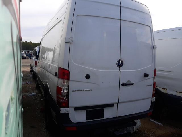 WD3PE7CD5HP563307 - 2017 MERCEDES-BENZ SPRINTER 2500 WHITE photo 3