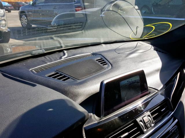 WBXHU7C59K5L12186 - 2019 BMW X1 SDRIVE28I  фото 9