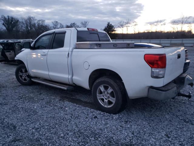 5TFRM5F18CX036362 - 2012 TOYOTA TUNDRA DOUBLE CAB SR5 WHITE photo 2