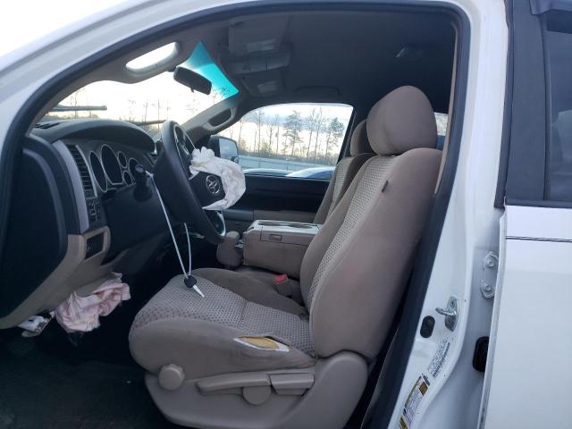 5TFRM5F18CX036362 - 2012 TOYOTA TUNDRA DOUBLE CAB SR5 WHITE photo 7
