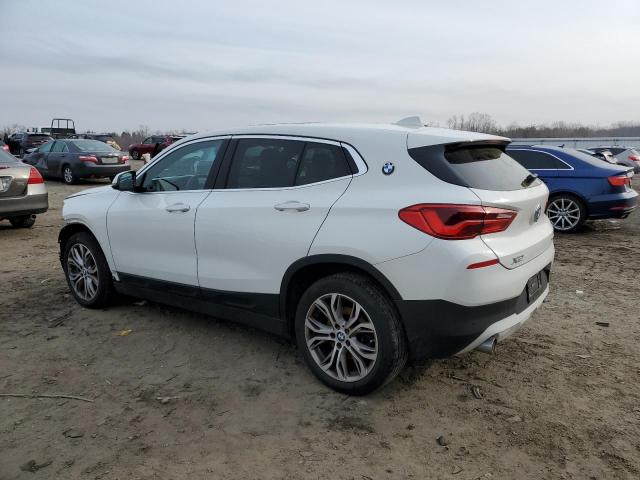 WBXYJ5C59K5N82824 - 2019 BMW X2 XDRIVE28I WHITE photo 2