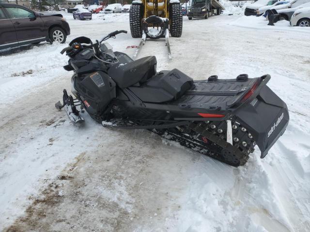 2BPSUFMB3MV000038 - 2021 SKI DOO RENEGADE BLACK photo 3