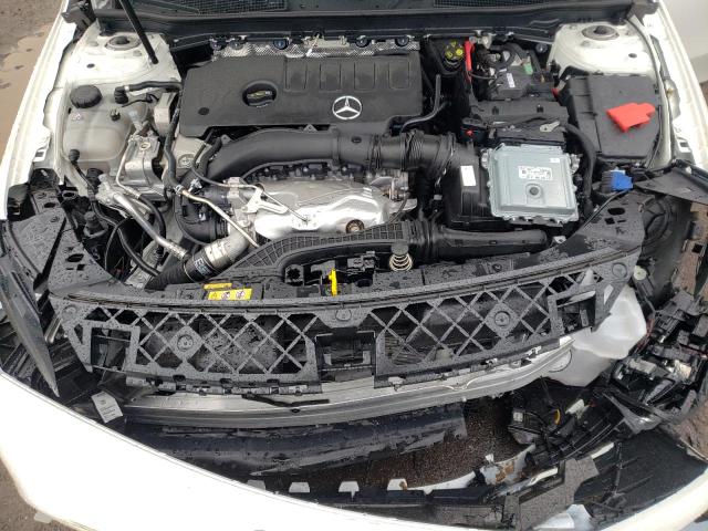 W1K3F4HBXNJ362420 - 2022 MERCEDES-BENZ A 250 4MATIC WHITE photo 11