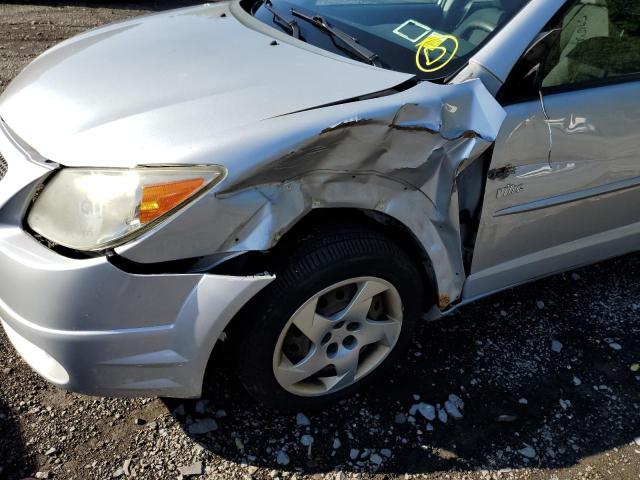 5Y2SM63835Z456112 - 2005 PONTIAC VIBE SILVER photo 9