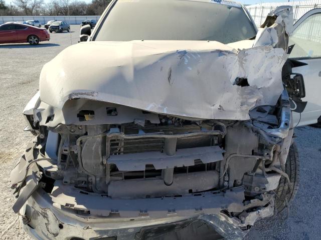 1C6RR6TT2KS683677 - 2019 RAM 1500 CLASS SLT თეთრი ფოტო 11