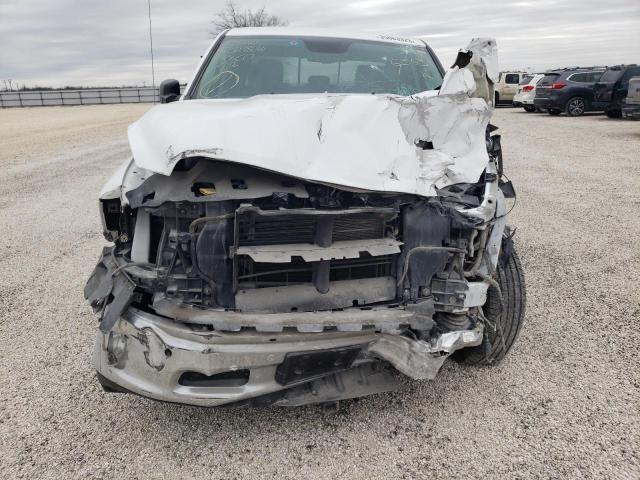 1C6RR6TT2KS683677 - 2019 RAM 1500 CLASS SLT თეთრი ფოტო 5