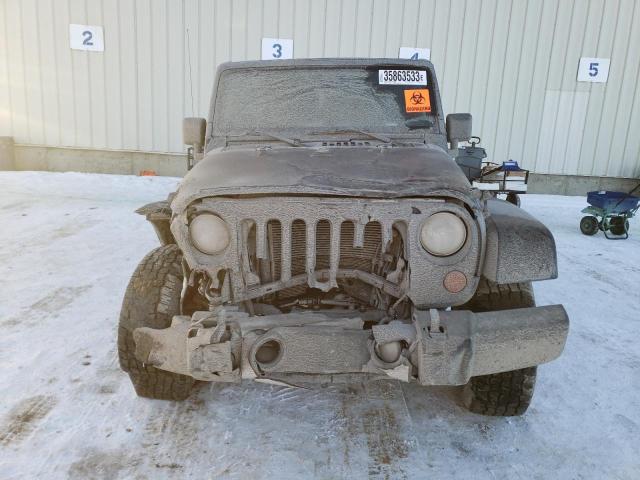 1C4BJWEG2DL691373 - 2013 JEEP WRANGLER U SAHARA BLACK photo 5