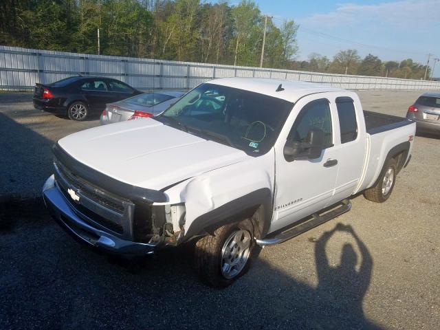 1GCEK29099Z275535 - 2009 CHEVROLET SILVERADO K1500 LT  photo 2