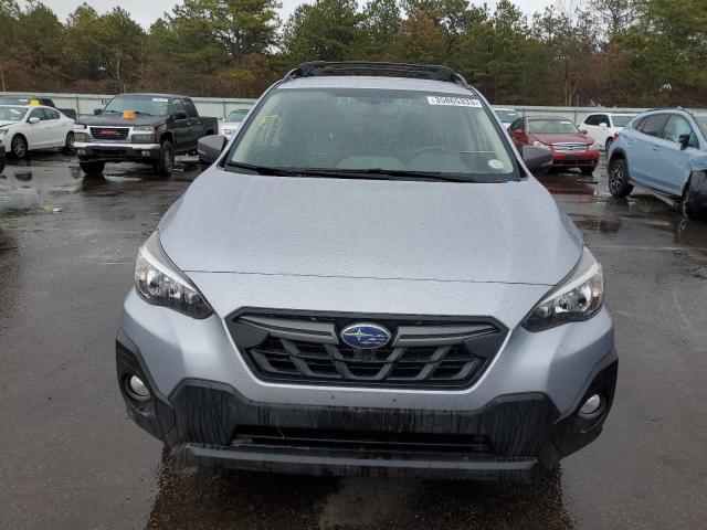 JF2GTHRCXMH657530 - 2021 SUBARU CROSSTREK SPORT SILVER photo 5