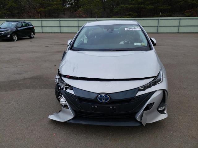 JTDKAMFP2N3216391 - 2022 TOYOTA PRIUS PRIM Silber Foto 5