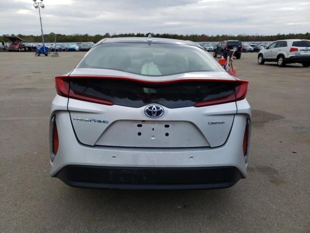 JTDKAMFP2N3216391 - 2022 TOYOTA PRIUS PRIM Silber Foto 6