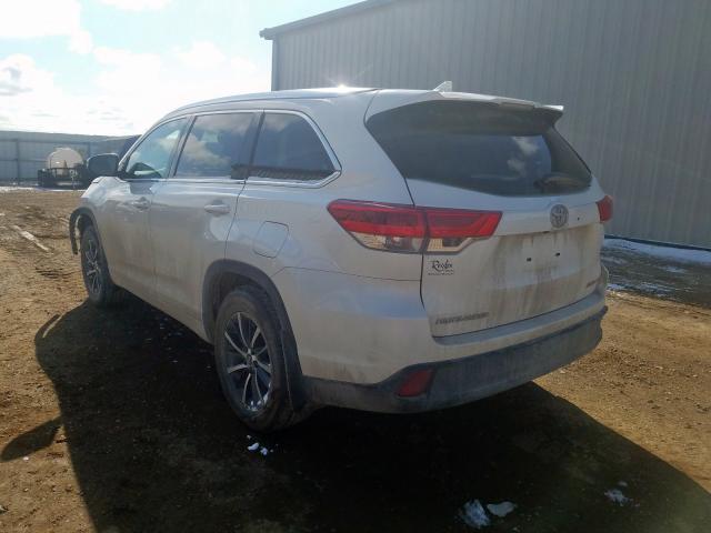 5TDJZRFHXHS514409 - 2017 TOYOTA HIGHLANDER SE  photo 3