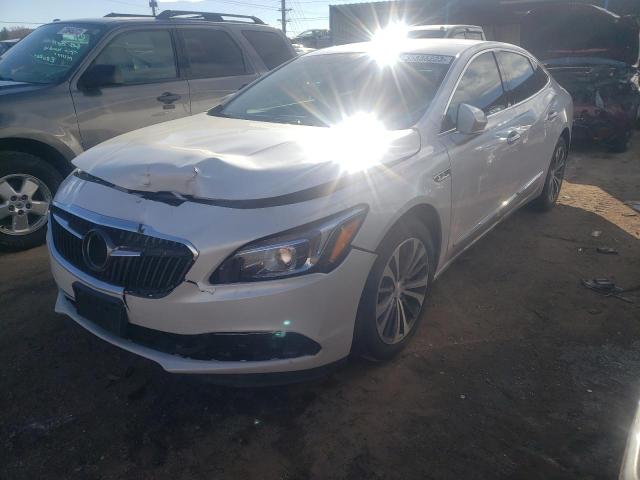 1G4ZP5SS3JU146624 - 2018 BUICK LACROSSE ESSENCE თეთრი ფოტო 1